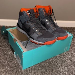 Nike Dunk High R/R (Dunk Boot)